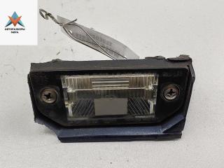 подсветка номера Volkswagen Passat B5 1999, 1.6 л., бензин, МКПП, синий, универсал, 3B0943021