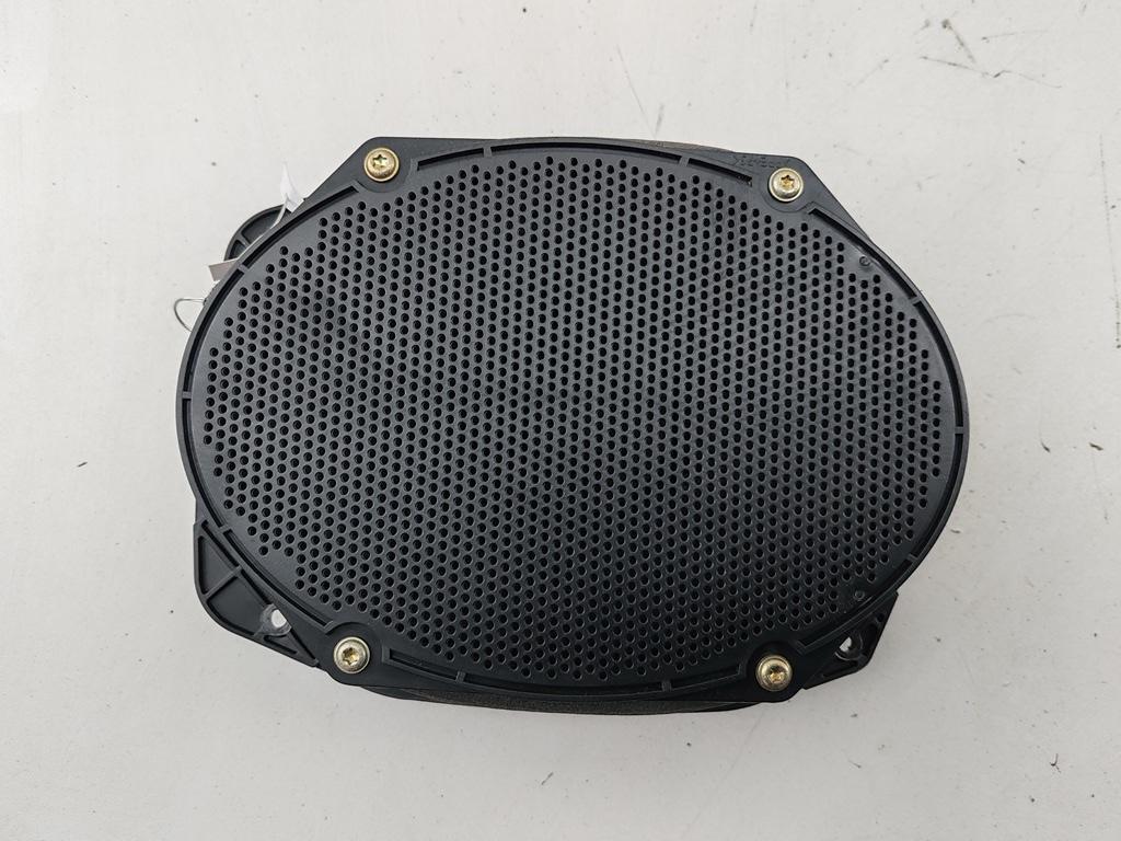 динамик двери Ford Mondeo III 2004, 1.8 л., бензин, МКПП, чёрный, универсал, 1S7F19B171DD