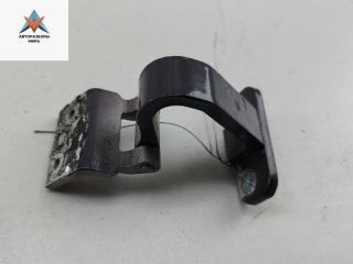 петля крышки багажника Volkswagen Passat B4 1995, синий, универсал, 333827301A