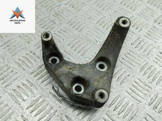 кронштейн компрессора кондиционера Opel Astra H/Family [рестайлинг] 2008, 1.7 л., дизель, МКПП, серый, универсал, 8980055390