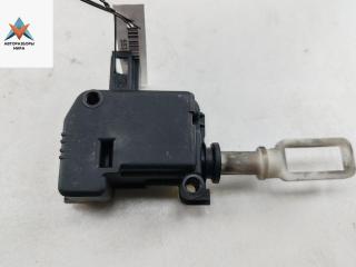 активатор замка багажника Ford Mondeo 3 поколение [рестайлинг] 2004, 2.0 л., бензин, МКПП, серый, универсал, 754669