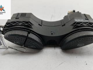 кнопка обогрева заднего стекла Ford Focus 1 поколение [рестайлинг] 2003, 1.6 л., i, бензин, МКПП, красный, хетчбэк 5 дв., YS4T19A945BA