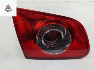 фонарь крышки багажника левый Volkswagen Passat B6 2006, 2.0 л., дизель, МКПП, чёрный, универсал, 3C9945093