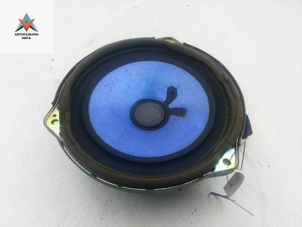 динамик двери Kia Sorento 1 поколение 2004, 2.5 л., дизель, МКПП, серый, внедорожник 5 дв., 96320-3E000 - фото №1