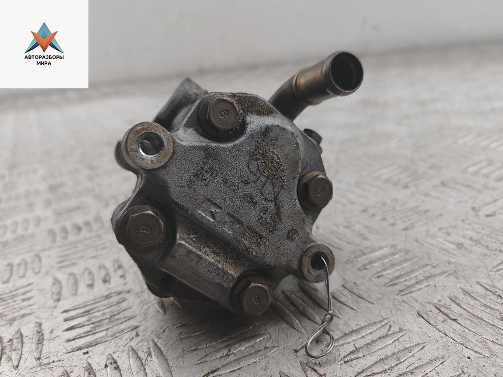 Насос гидроусилителя руля Volkswagen Golf 4 поколение 2002, 1.4 л., бензин, МКПП, синий, хетчбэк 5 дв., 1J0422154B - фото №1