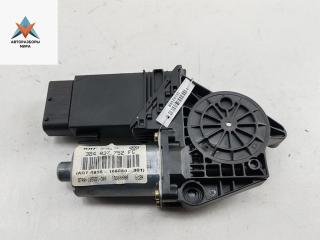 моторчик стеклоподъемника передний правый Volkswagen Passat B5 [рестайлинг] 2002, 2.0 л., бензин, МКПП, серый, универсал, 105415-301