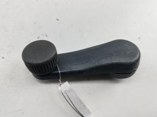 ручка стеклоподъемника Volkswagen Golf 3 поколение 1992, 1.6 л., бензин, МКПП, красный, хетчбэк 5 дв., 1H0837581