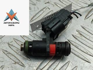 форсунка Skoda Fabia 2 поколение (5J) [рестайлинг] 2011, 1.2 л., бензин, МКПП, серый, универсал, 03E906031C