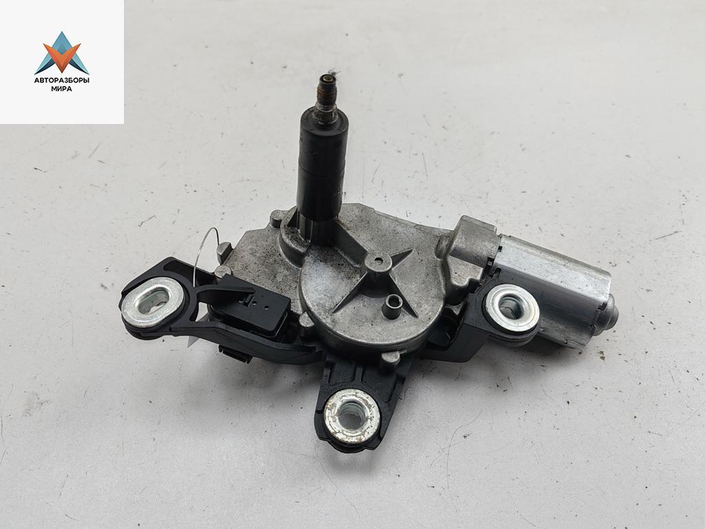 Двигатель стеклоочистителя заднего (моторчик дворников) Volkswagen Touran 1 поколение 2003, 1.6 л., бензин, МКПП, синий, минивэн, 1T0955711A - фото №1