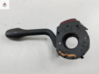 переключатель поворотов Volkswagen Golf 3 поколение 1997, 1.6 л., бензин, МКПП, красный, хетчбэк 3 дв.
