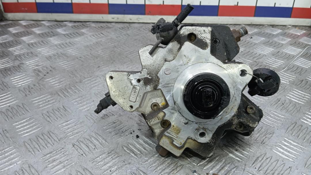 ТНВД Hyundai Tucson 1 поколение 2006, 2.0 л., дизель, МКПП, внедорожник 5 дв., 33100-27400, 0445010121 - фото №1