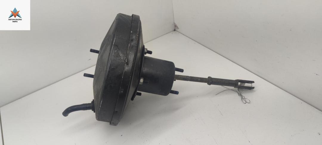 вакуумный усилитель тормозов Audi 80 8C/B4 1991, 2.0 л., бензин, МКПП, белый, седан - фото №1