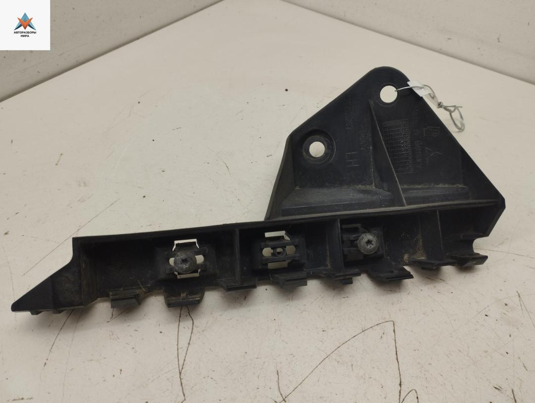 кронштейн переднего бампера Mitsubishi Colt 6 поколение (Z20/Z30) 2005, 1.3 л., бензин, МКПП, синий, хетчбэк 5 дв., MN105207 - фото №1