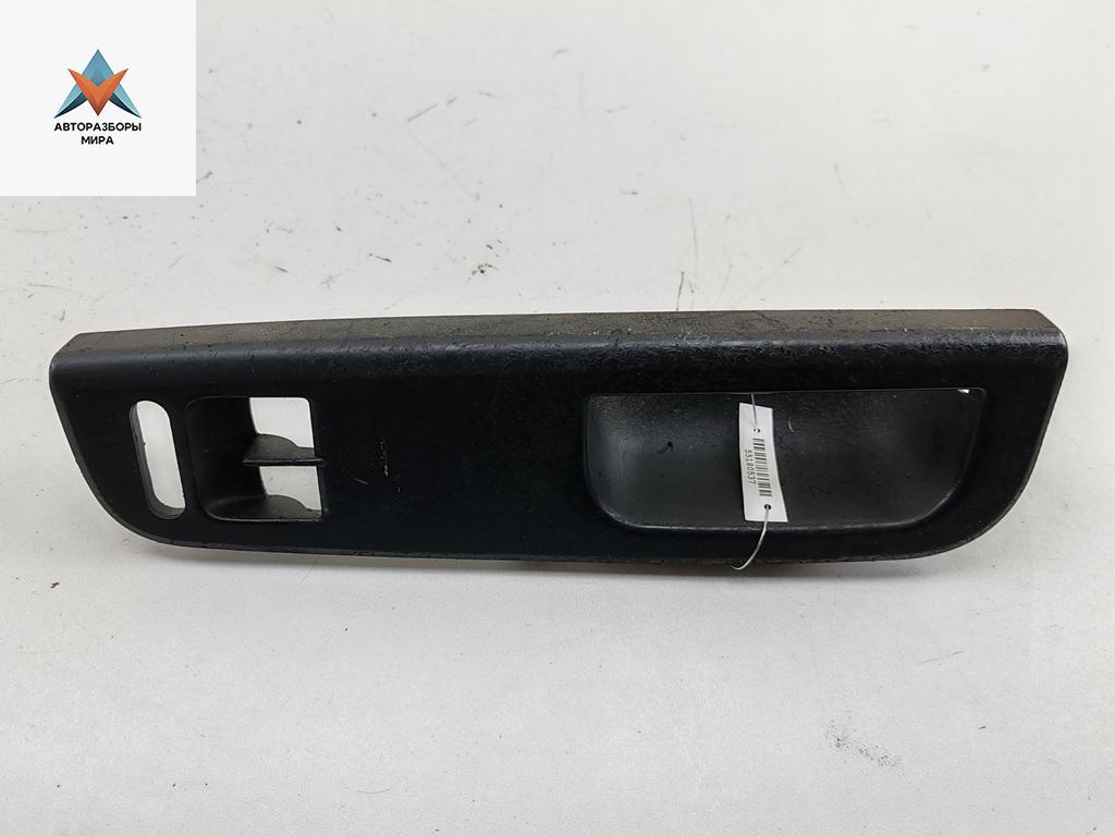 ручка внутренняя передняя левая Volkswagen Passat B5 1997, 1.6 л., бензин, МКПП, серый, седан, 3B1867171D - фото №1