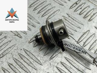 регулятор давления топлива Volkswagen Golf 3 поколение 1997, 1.6 л., бензин, МКПП, красный, хетчбэк 3 дв.