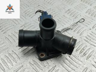 фланец (тройник) системы охлаждения Volkswagen Passat B5 1997, 1.6 л., бензин, МКПП, серый, седан, 050121133C