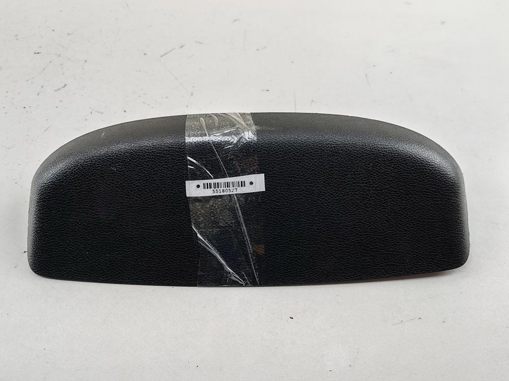 стоп-сигнал Skoda Fabia mk2 (5J) 2008, 1.2 л., бензин, МКПП, серый, хетчбэк 5 дв., 5J6945097