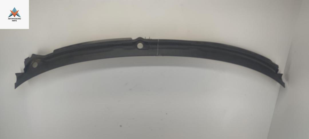 дождевик Audi A6 4B/C5 1998, 2.4 л., бензин, МКПП, зелёный, седан, 4B1819403C - фото №1