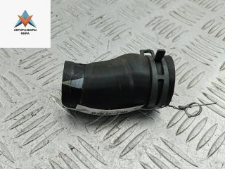 патрубок (трубопровод, шланг) Volkswagen Passat B5 1997, 1.6 л., бензин, МКПП, серый, седан, 050121101