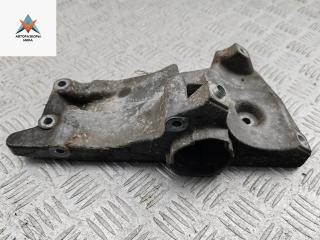 кронштейн генератора Volkswagen Polo 4 поколение [рестайлинг] 2007, 1.4 л., бензин, МКПП, серый, хетчбэк 5 дв., 036145169C