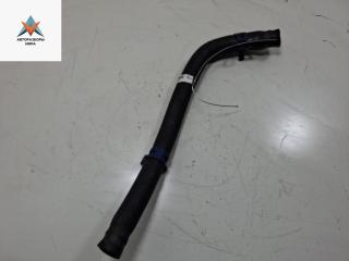 патрубок (трубопровод, шланг) Volkswagen Golf 2 поколение 1985, 1.8 л., бензин, МКПП, синий, хетчбэк 5 дв.