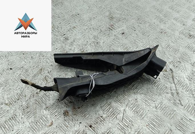 педаль SEAT Toledo 3 поколение 2005, 1.6 л., бензин, МКПП, серый, хетчбэк 5 дв. - фото №1