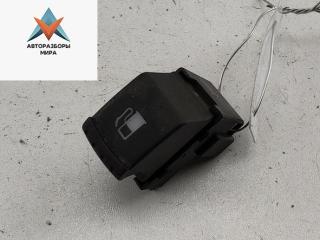 Кнопка открывания лючка топливного бака Volkswagen Passat B5 [рестайлинг] 2001, 2.0 л., бензин, МКПП, чёрный, универсал, 1J0959833A