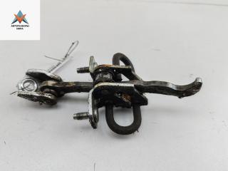 Ограничитель открывания двери задней Opel Vectra C [рестайлинг] 2005, универсал