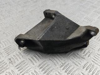 кронштейн двигателя Audi A4 B5 1997, 1.6 л., бензин, МКПП, красный, седан, 8D0199307L