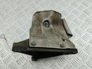 кронштейн двигателя Audi A4 B5 1997, 1.6 л., бензин, МКПП, красный, седан, 8D0199308L