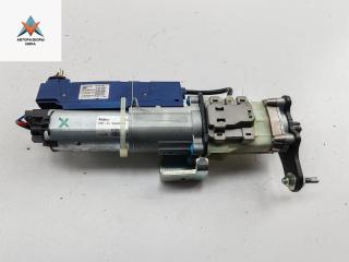 моторчик (насос) подъема крышки багажника (3-5 двери) Audi Q7 4L [рестайлинг] 2011, внедорожник 5 дв., 4L0827852E