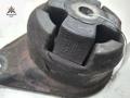 подушка крепления двигателя Audi 100 С3 1987, 1.8 л., бензин, МКПП, красный, седан, 443199381 - фото №3