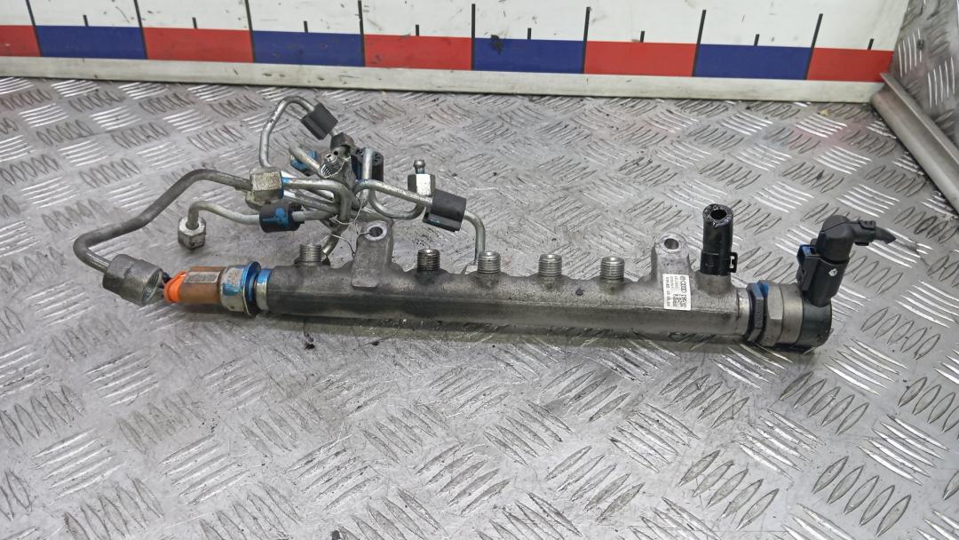 топливная рампа Volkswagen Passat B6 2008, 2.0 л., TDi, дизель, МКПП, седан, 03L086C - фото №1