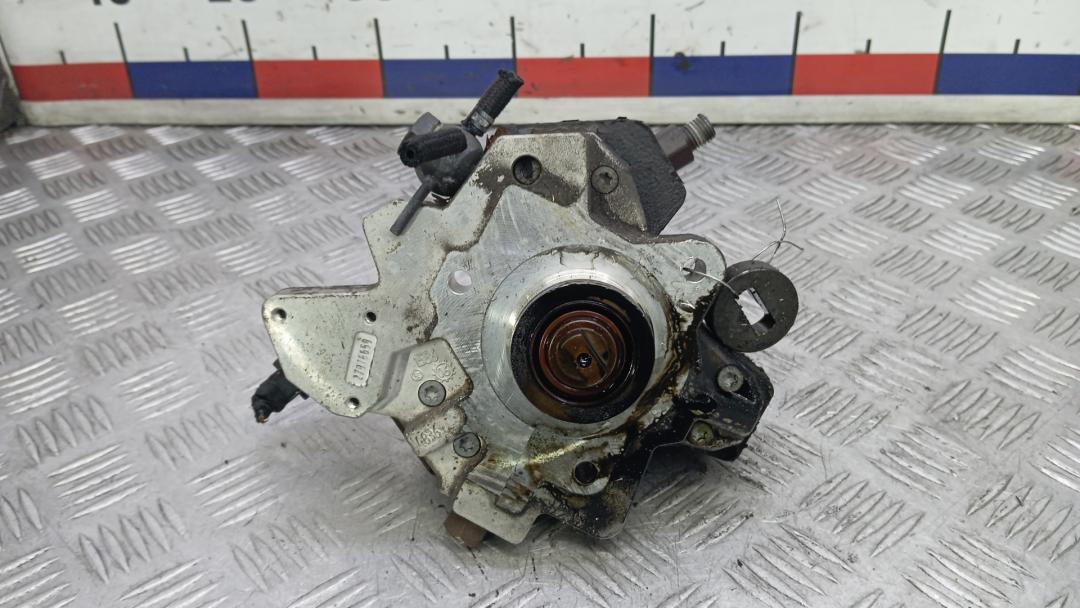 ТНВД Hyundai Tucson 1 поколение 2006, 2.0 л., дизель, МКПП, внедорожник 5 дв., 33100-27400, 0445010121 - фото №1