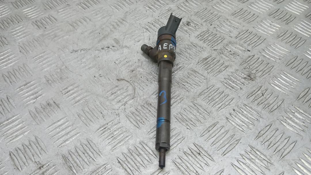 форсунка Hyundai Tucson 1 поколение 2006, 2.0 л., дизель, МКПП, внедорожник 5 дв., 0445110258 - фото №1