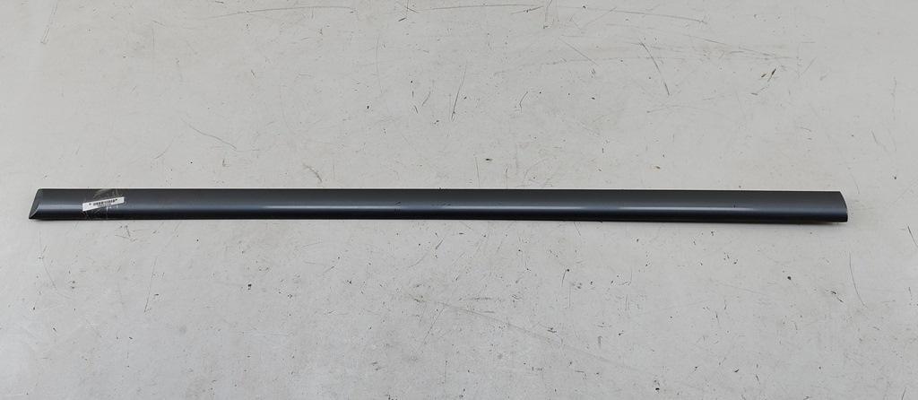 молдинг двери передней правой Opel Vectra B 2000, 2.2 л., дизель, МКПП, серый, универсал, 90586907