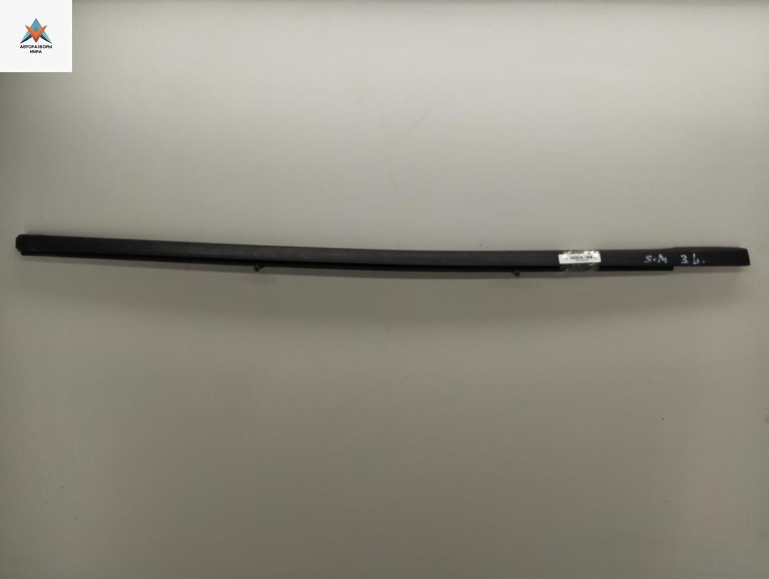 Молдинг стекла двери задней левой наружный Ford S-Max 1 поколение 2009, 2.2 л., дизель, МКПП, синий, минивэн - фото №1