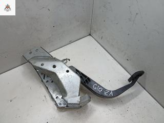 педаль сцепления Opel Zafira 1 поколение (A) [рестайлинг] 2003, 1.8 л., бензин, МКПП, серый, минивэн, 90561106