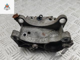 кронштейн генератора Peugeot 307 1 поколение 2001, 1.6 л., бензин, МКПП, синий, хетчбэк 5 дв., 9637349980