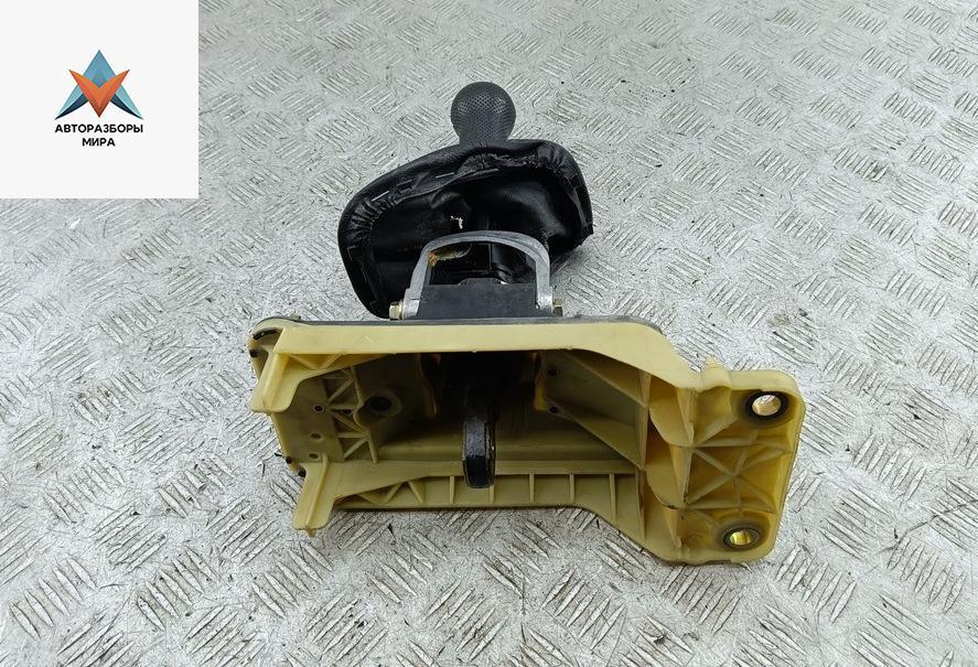 кулиса Volkswagen Golf 4 поколение 1998, 1.6 л., бензин, МКПП, серый, хетчбэк 5 дв. - фото №1