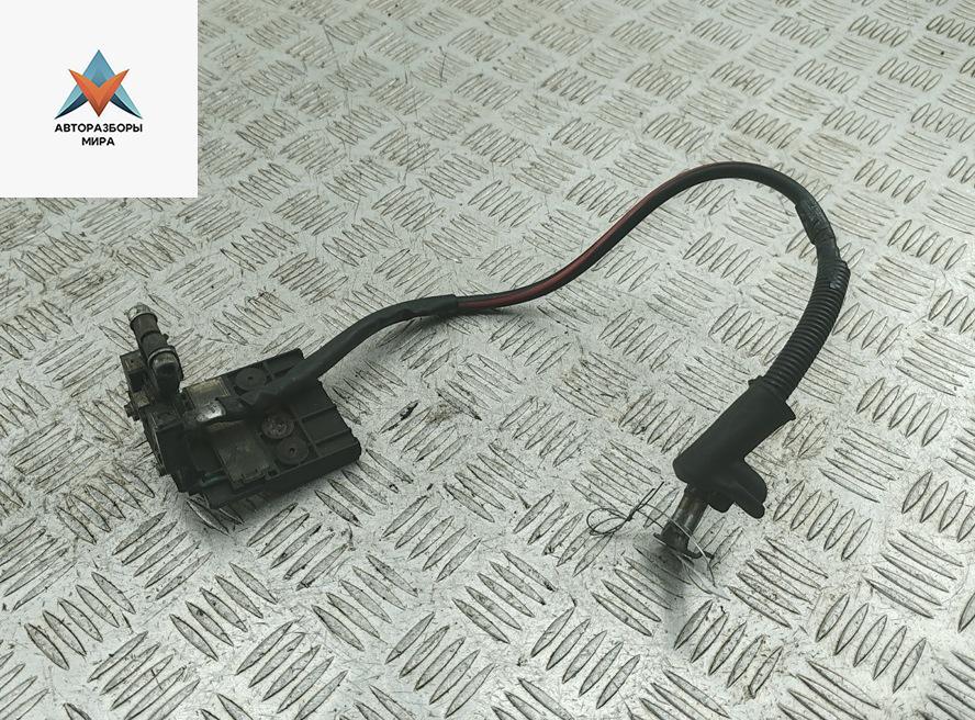 плюсовой провод аккумулятора Mitsubishi Colt 6 поколение (Z20/Z30) 2005, 1.3 л., бензин, МКПП, синий, хетчбэк 5 дв. - фото №1