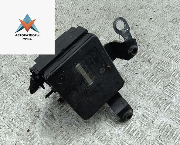 блок ABS Skoda Octavia mk1 (A4 1U) 2008, 1.6 л., бензин, МКПП, серый, универсал, 1C0907379L - фото №1