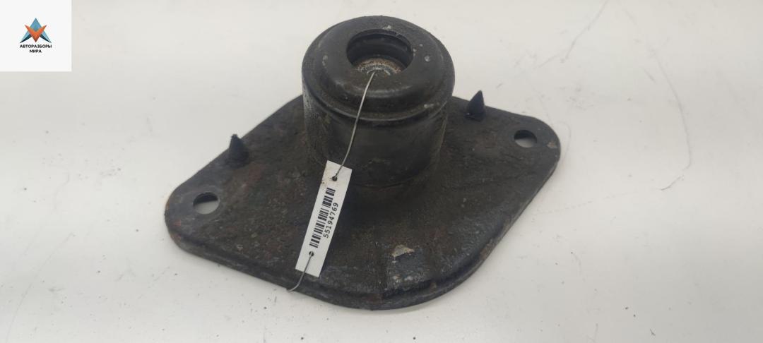 Опора амортизатора заднего (верхняя) Audi A6 4B/C5 1999, 2.8 л., бензин, МКПП, белый, универсал, 8E0512121E - фото №1