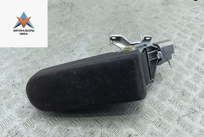 подлокотник Volkswagen Golf 4 поколение 1998, 1.6 л., бензин, МКПП, серый, хетчбэк 5 дв. - фото №1