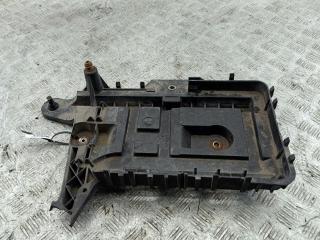 полка аккумулятора Volkswagen Passat B6 2008, 2.0 л., дизель, МКПП, синий, универсал