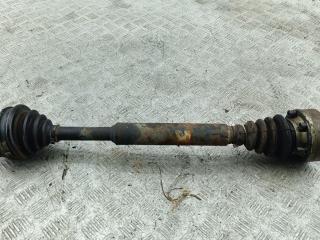 полуось передняя правая (приводной вал, ШРУС) Volkswagen Passat B5 1999, 1.6 л., бензин, МКПП, синий, универсал