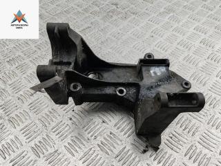 кронштейн генератора Ford Focus 1 поколение [рестайлинг] 2002, 1.8 л., дизель, МКПП, серый, хетчбэк 5 дв., 1S4Q6K682AK