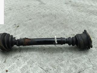 полуось передняя левая (приводной вал, ШРУС) Volkswagen Passat B5 1999, 1.9 л., дизель, МКПП, синий, универсал