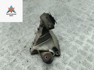 кронштейн КПП Volkswagen Passat B5 [рестайлинг] 2002, 2.0 л., бензин, МКПП, серый, универсал