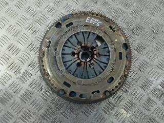 маховик Volkswagen Golf 6 поколение 2009, 2.0 л., дизель, МКПП, хетчбэк 5 дв.